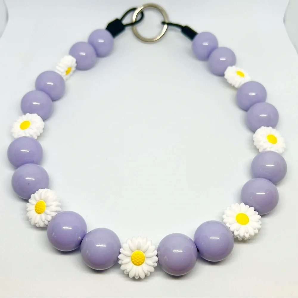 Lavender Purple & Daisy Beaded Dog Collar Necklace Size Medium/ Large